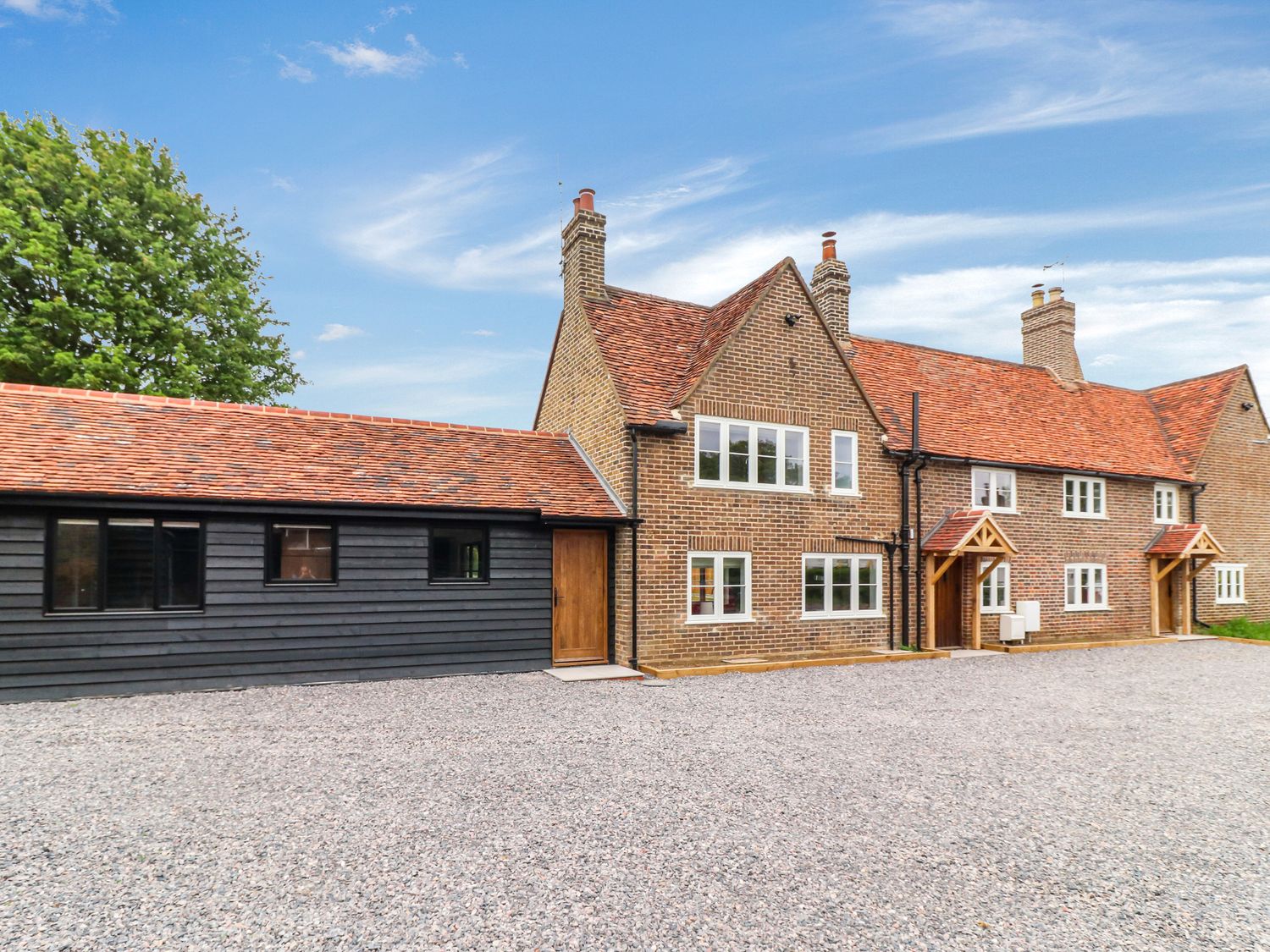 Tuffs Farm, Chipperfield