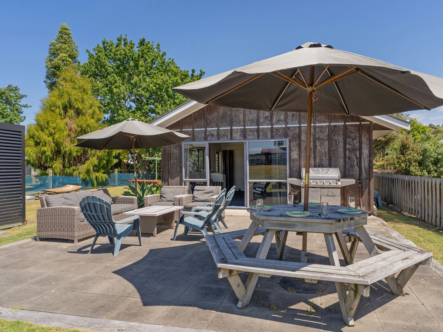 The Bach at 44 - Cooks Beach Holiday Home                     photo 2