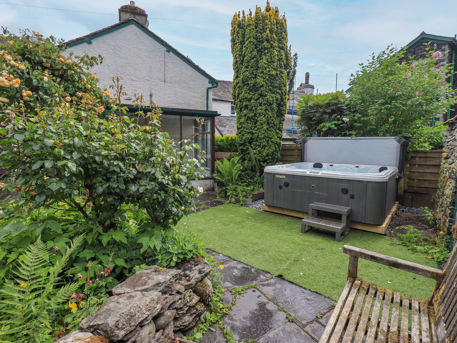8 1/2 Church Street, Ambleside
