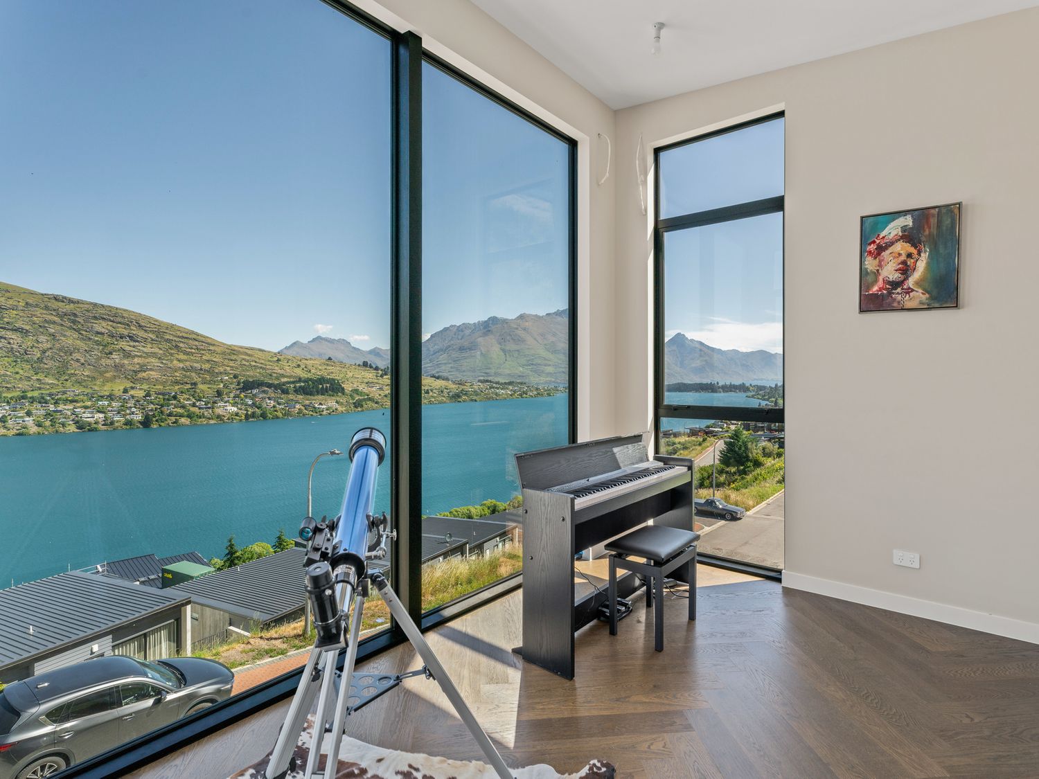 Lake Panorama - Queenstown Holiday Home                     photo 2