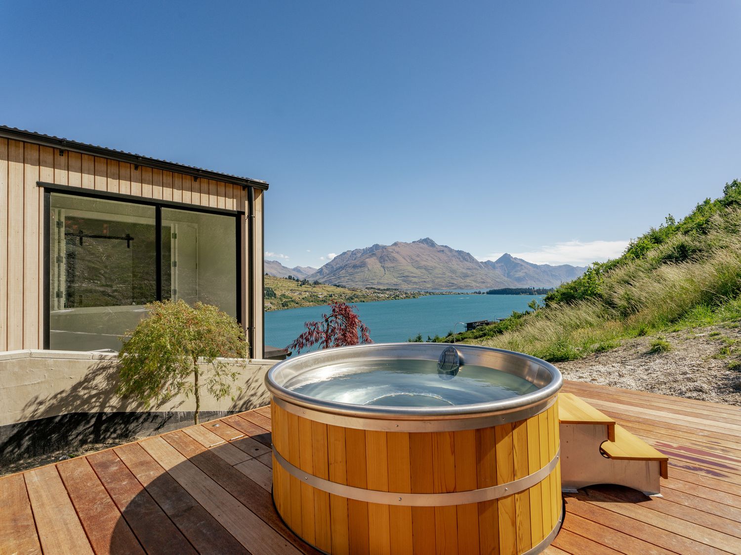 Lake Panorama - Queenstown Holiday Home -  - 1167491 - photo 1