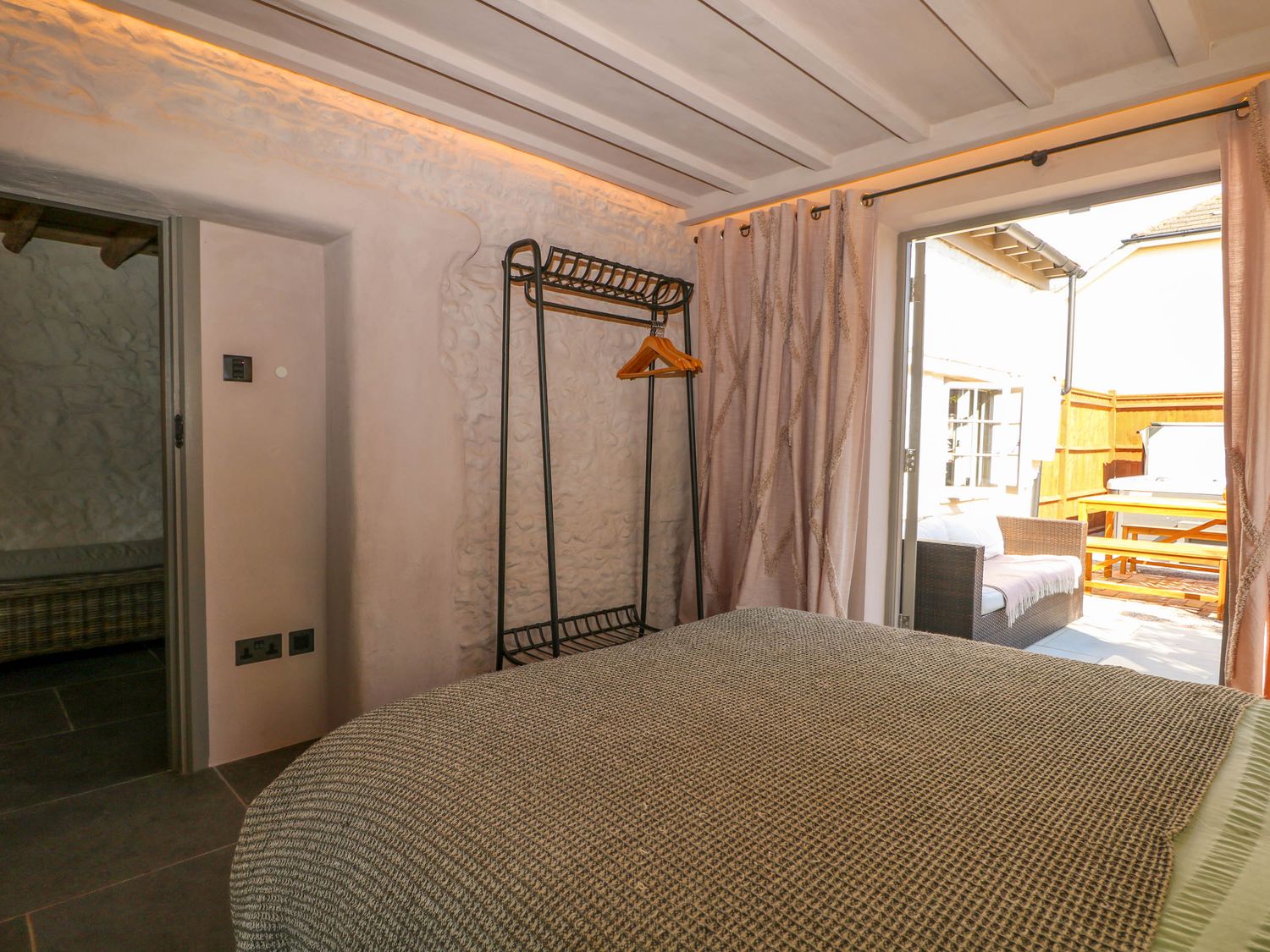Spring Cottage, Arundel, West Sussex