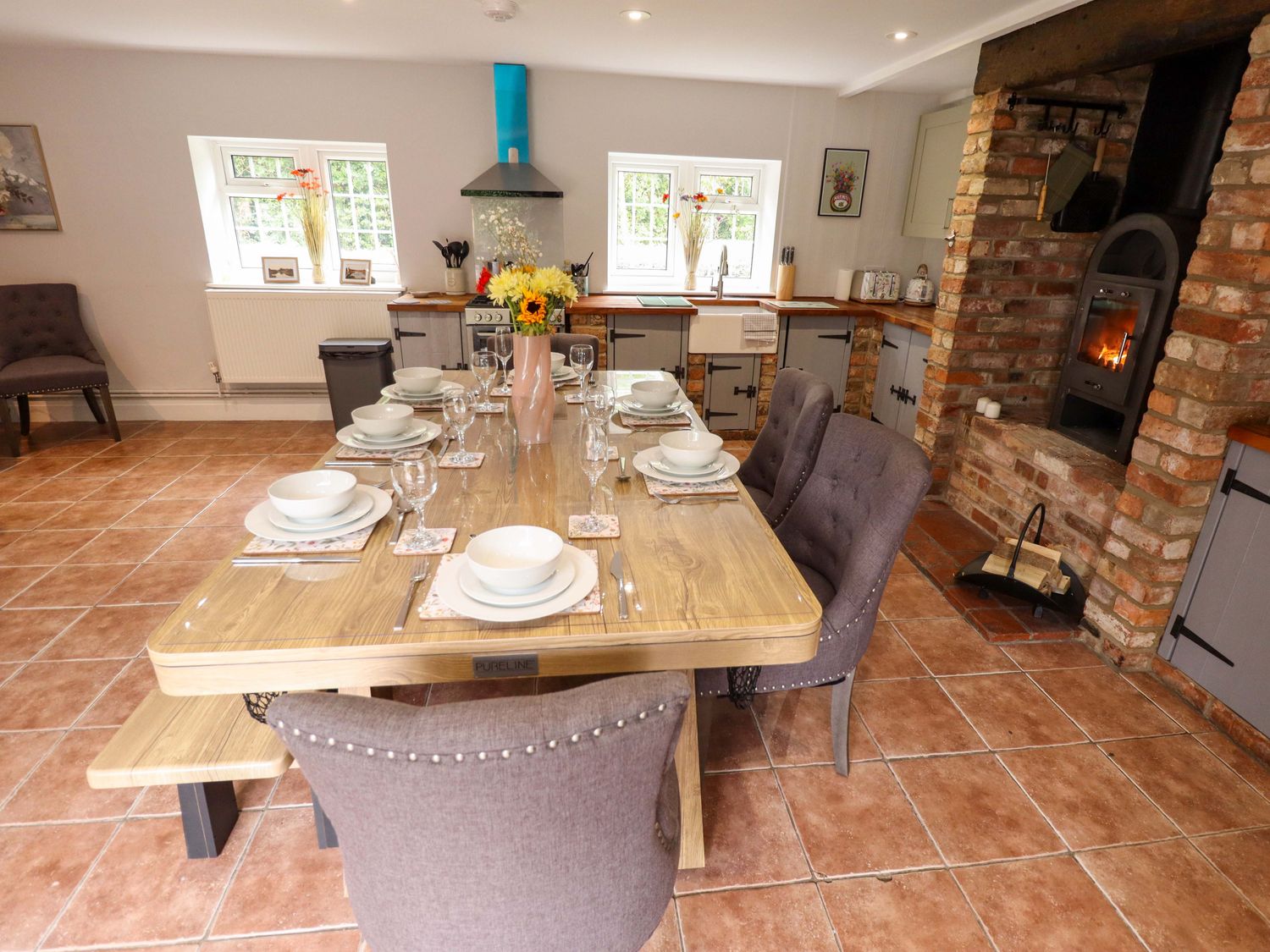 Wood Farm Cottage, East Kirkby