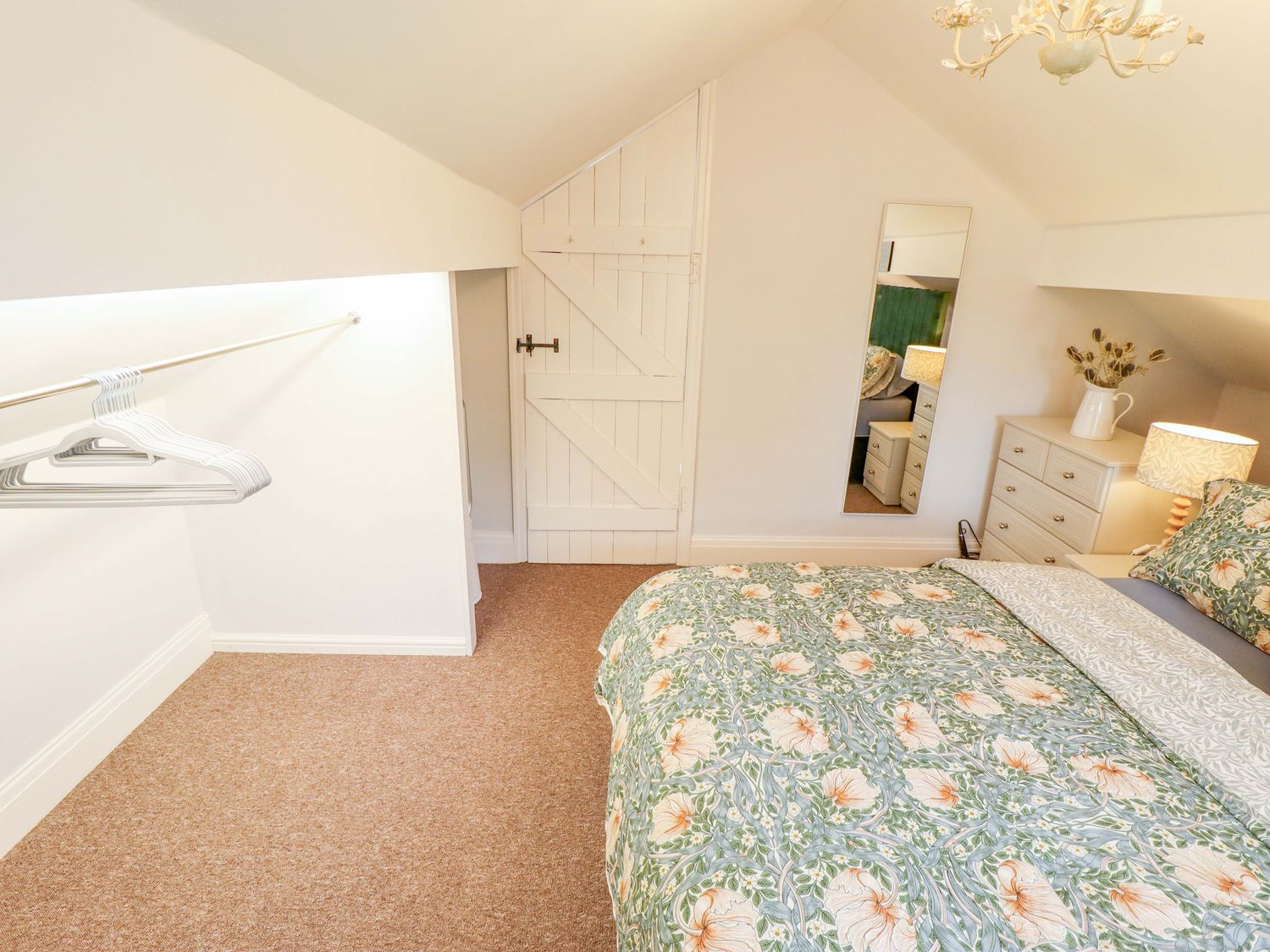 Wood Farm Cottage, East Kirkby