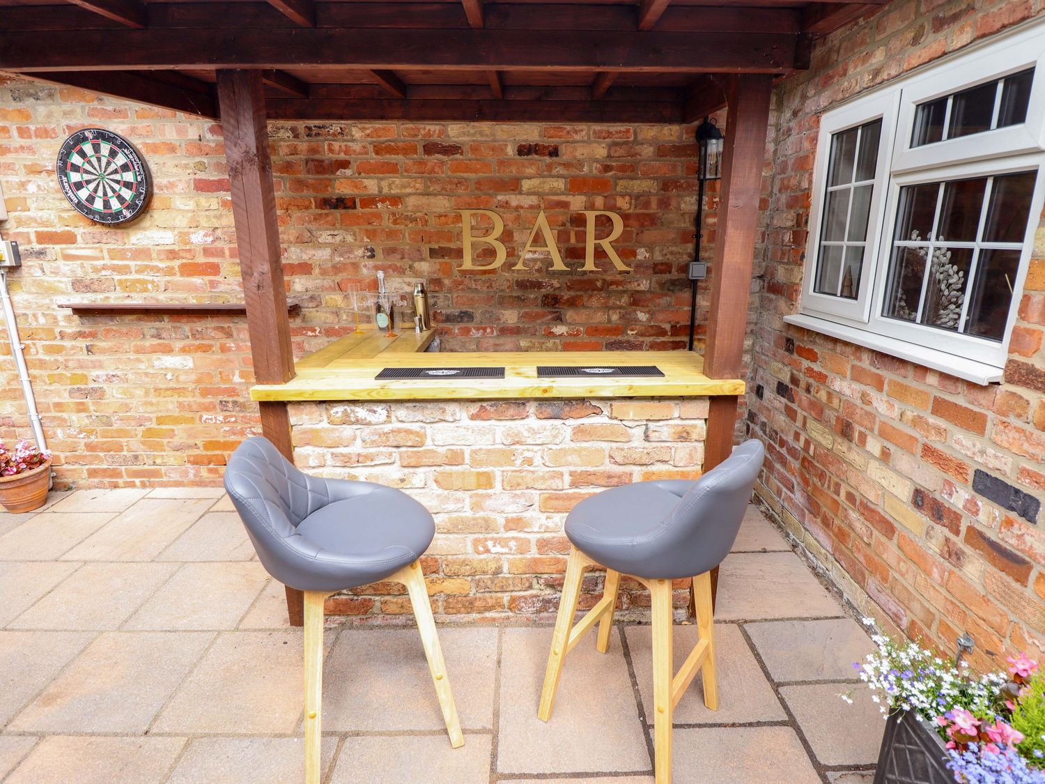 Wood Farm Cottage, East Kirkby