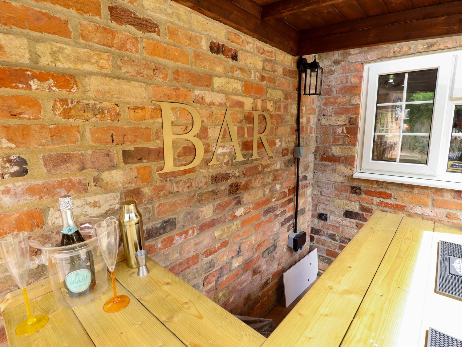 Wood Farm Cottage, East Kirkby