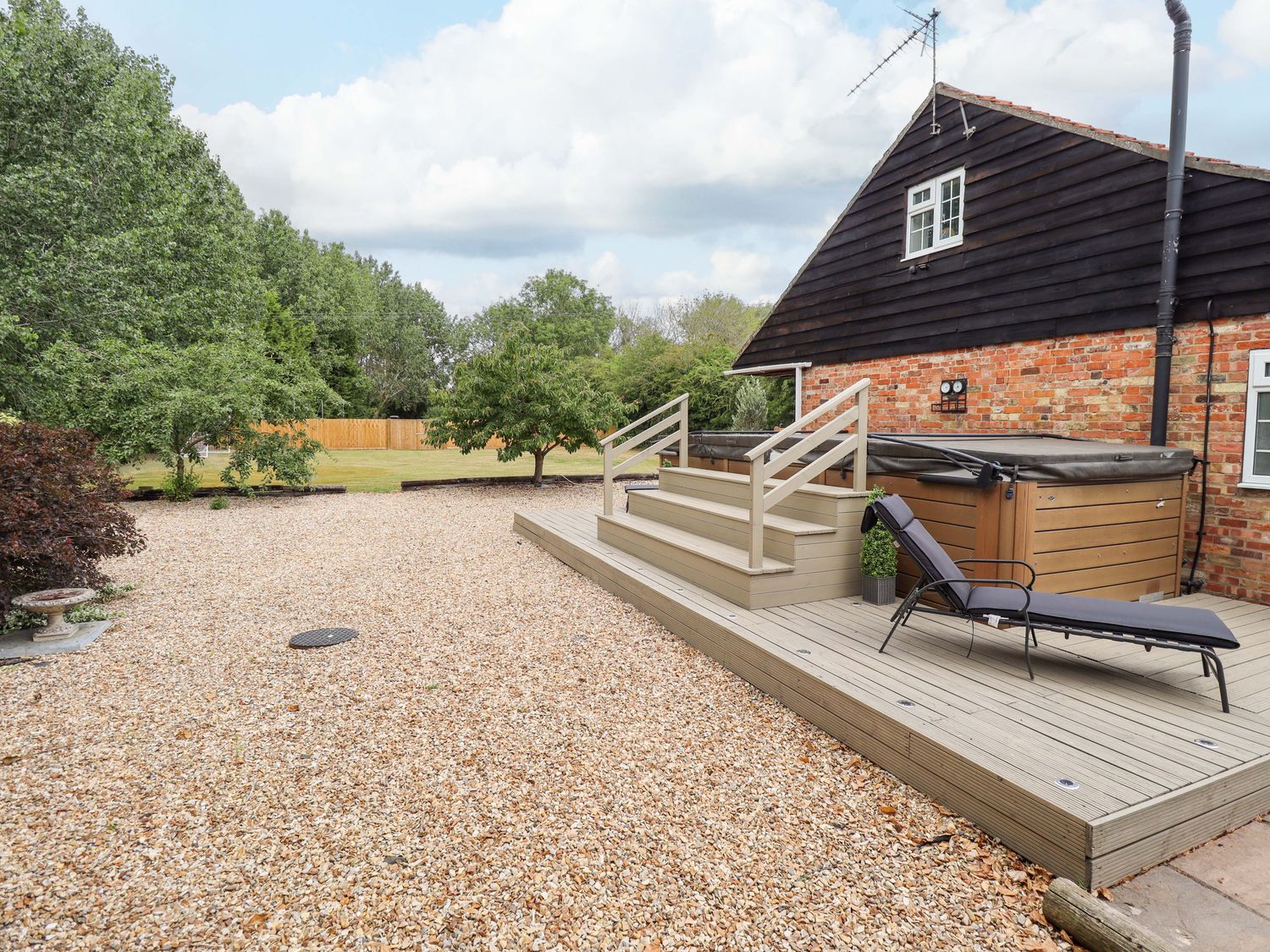 Wood Farm Cottage, East Kirkby