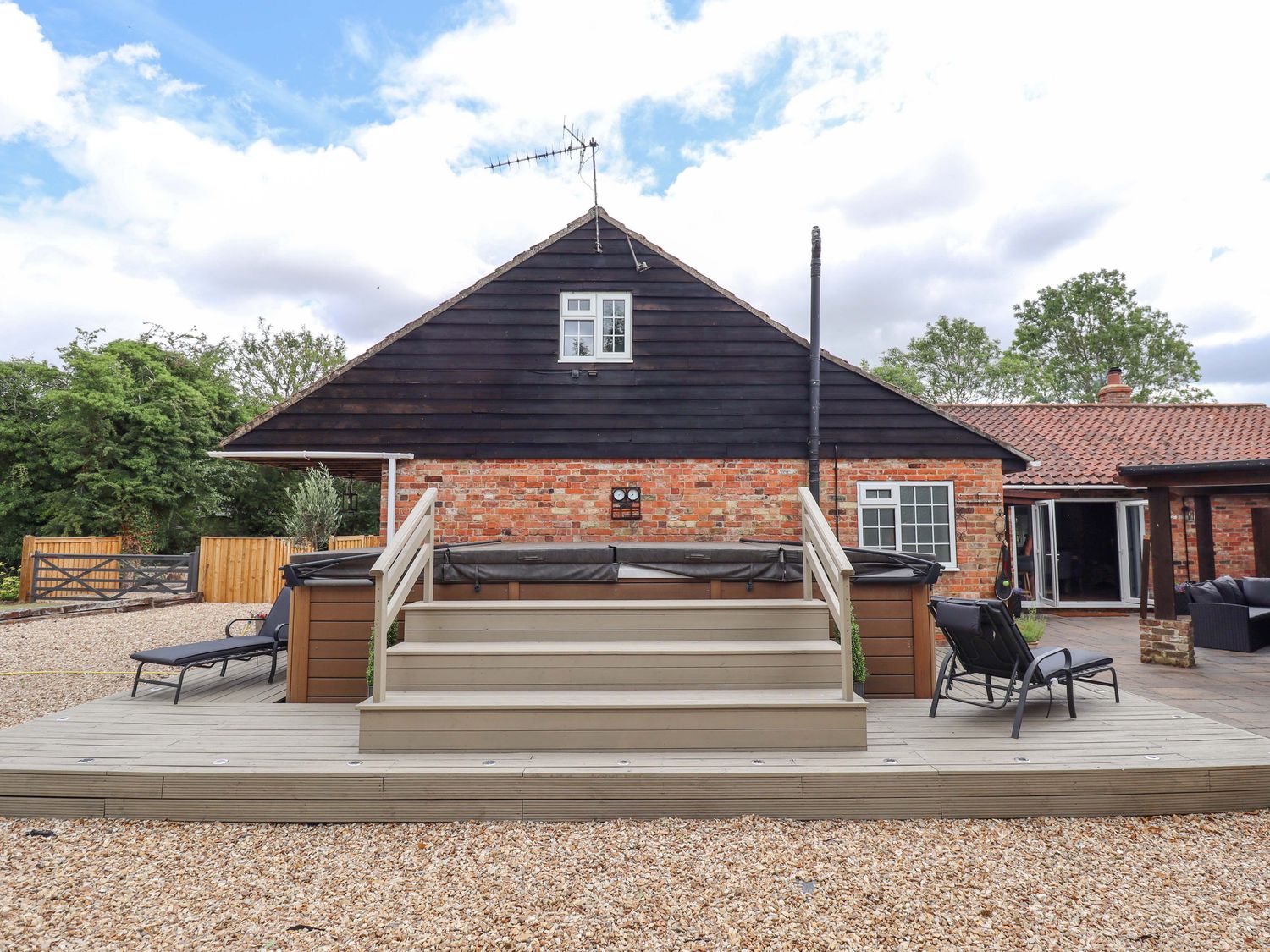 Wood Farm Cottage, East Kirkby