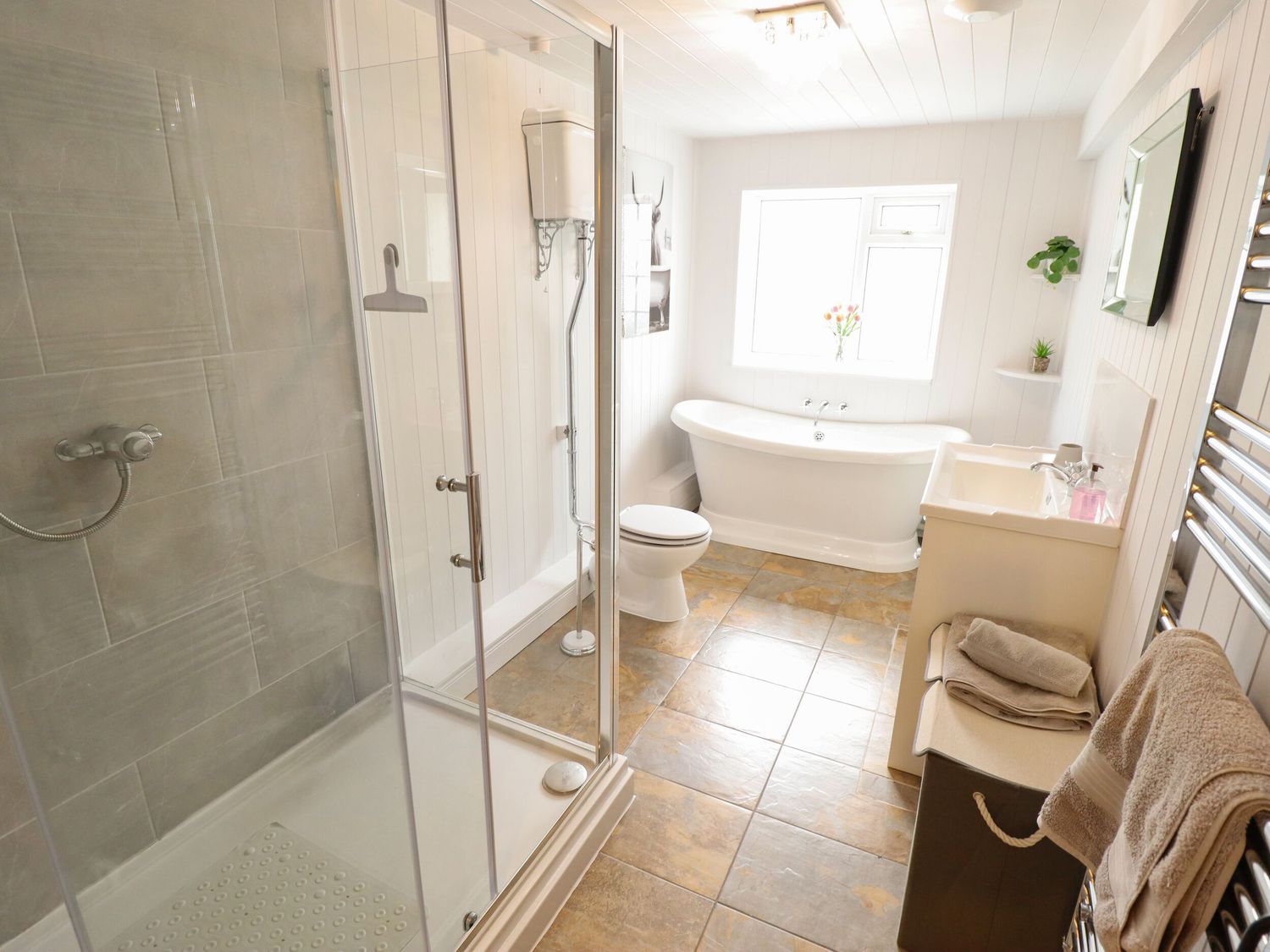 Wood Farm Cottage, East Kirkby