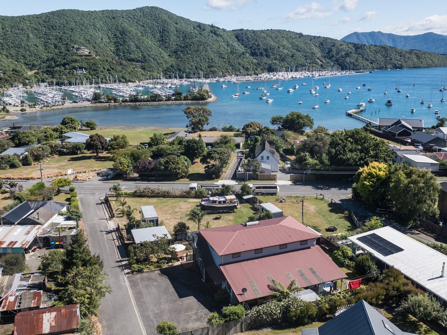 The Lodge - Picton Holiday Home                     photo 32