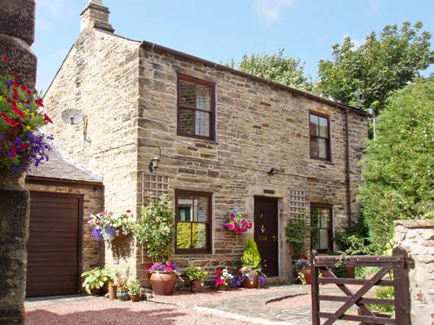 Crescent Cottage Haltwhistle Northumbria Self Catering Holiday