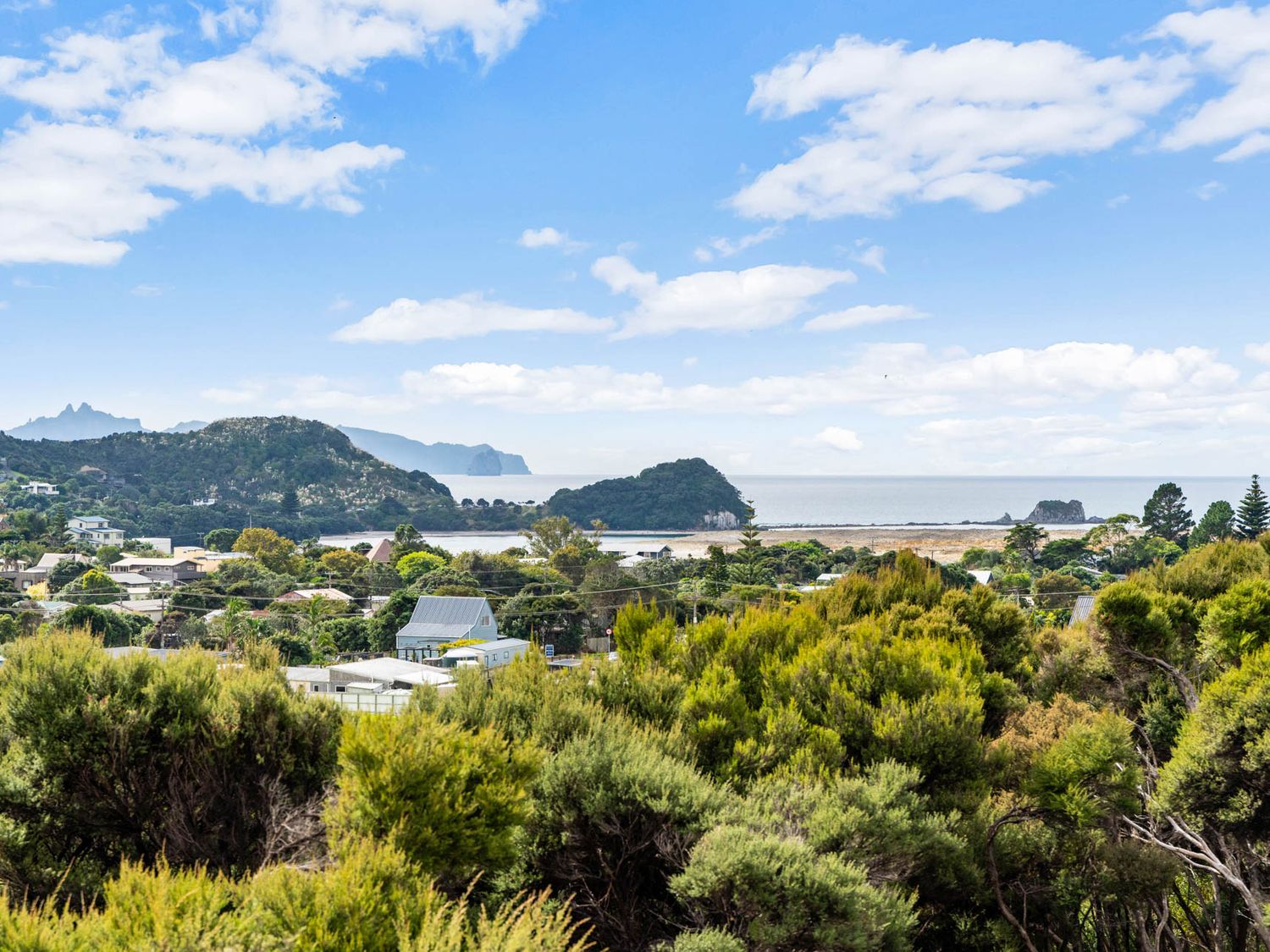Goldeneye - Mangawhai Heads Holiday Home                     photo 31