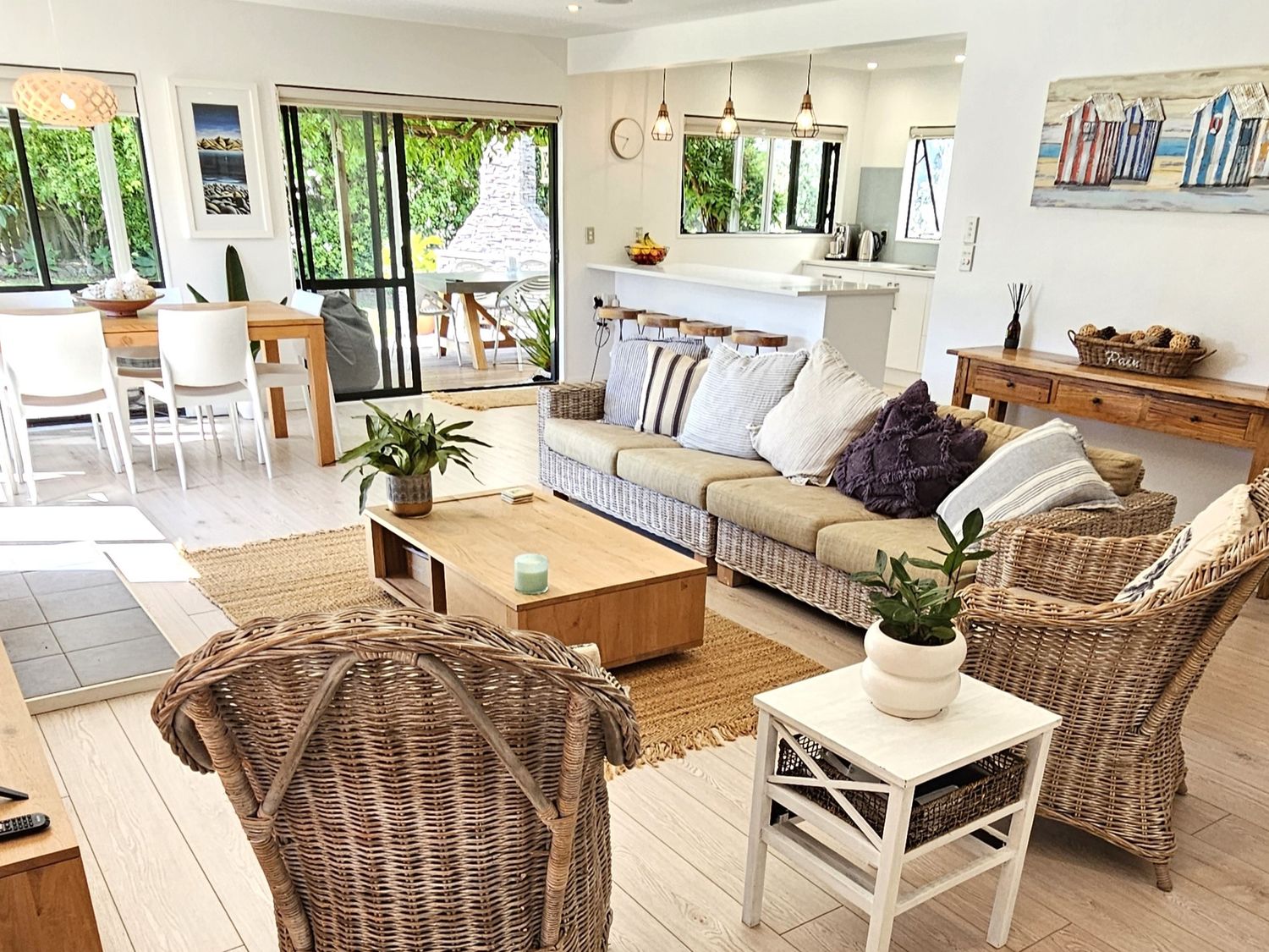 Paradise on Pacific Parade - Matarangi Retreat                     photo 2