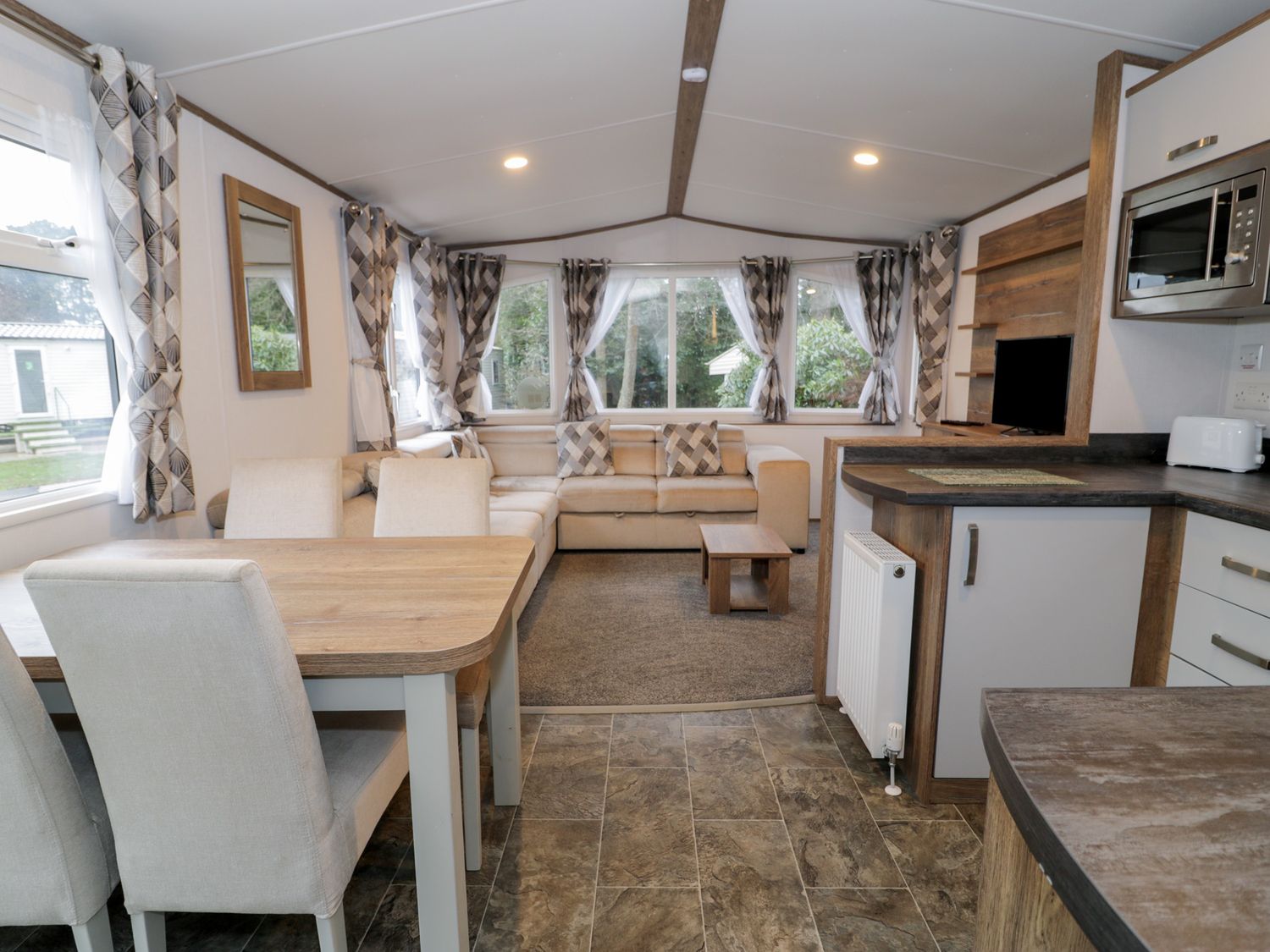 Woodlands Gold (WO 41), Ruthin