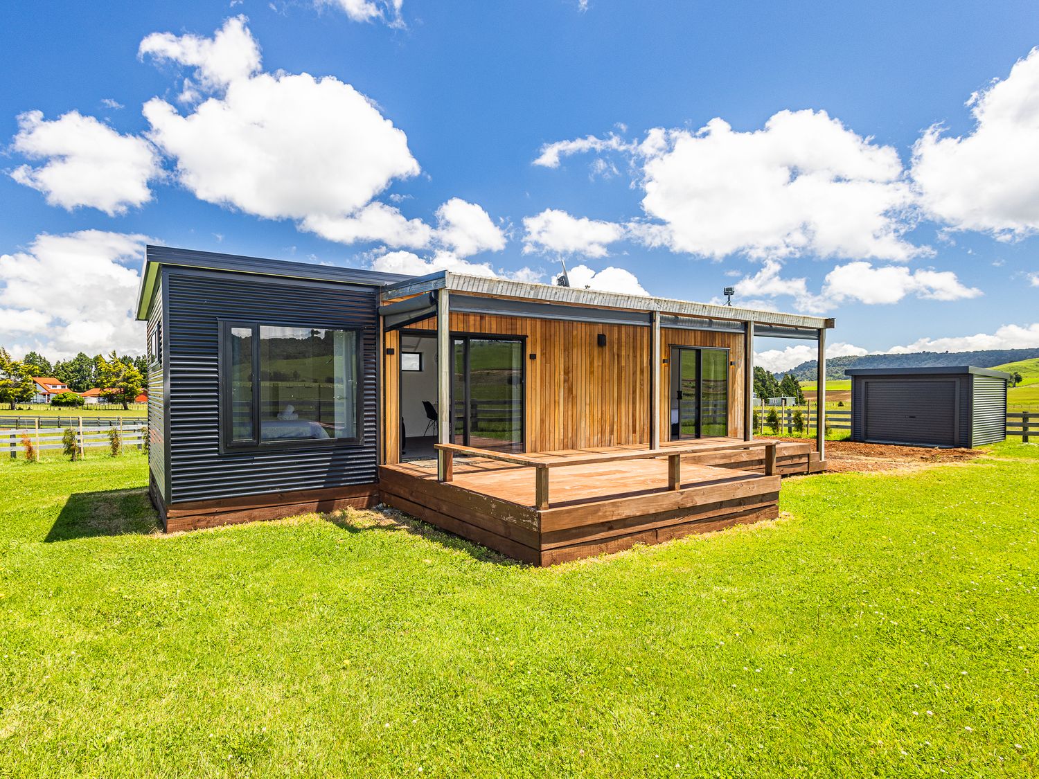 Cozy Cabin with a View - Ohakune Holiday Home -  - 1168129 - photo 1