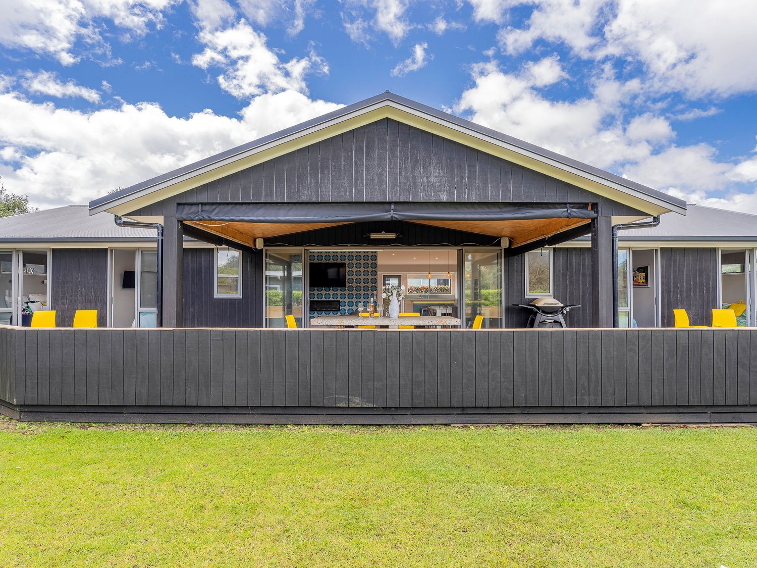 Beach Break Bach - Whangapoua Holiday Home -  - 1168220 - photo 1