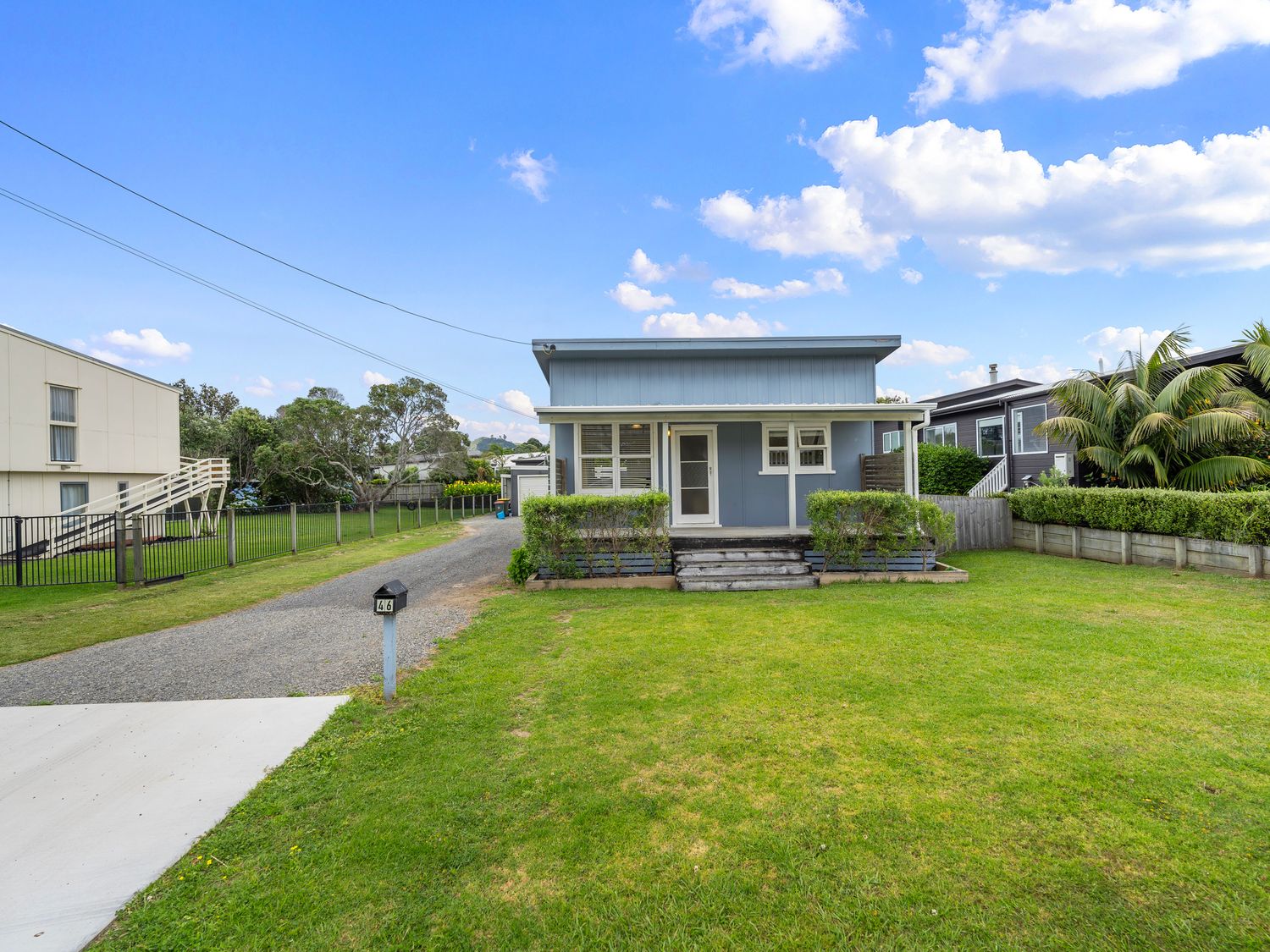 The Blue Cottage - Waihi Beach Holiday Home -  - 1168278 - photo 1