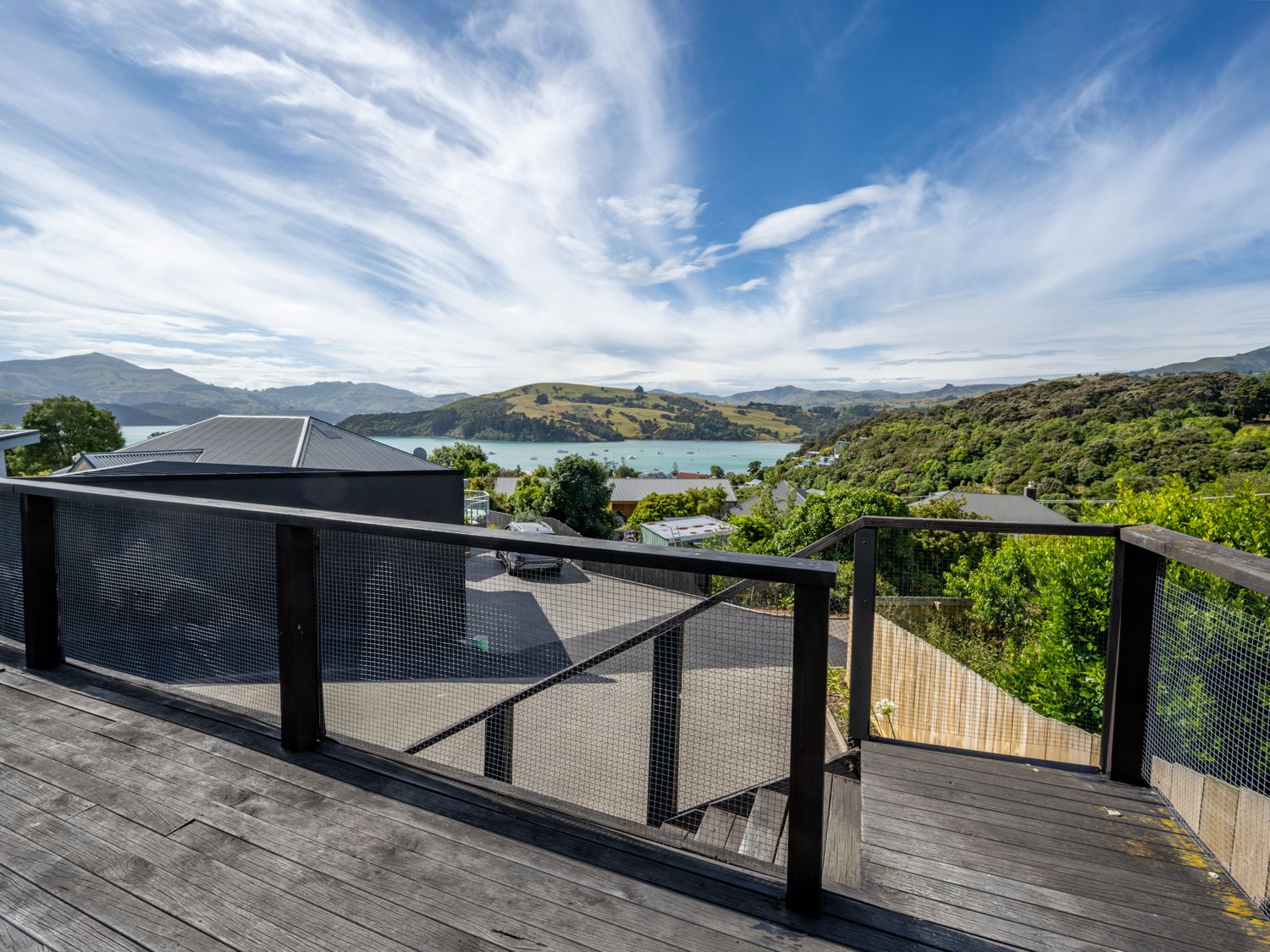 Coastal Outlook - Akaroa Holiday Home                     photo 2