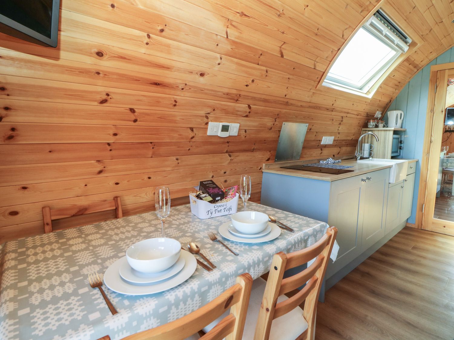 Ty Twt Teifi, Llanddewi-Brefi