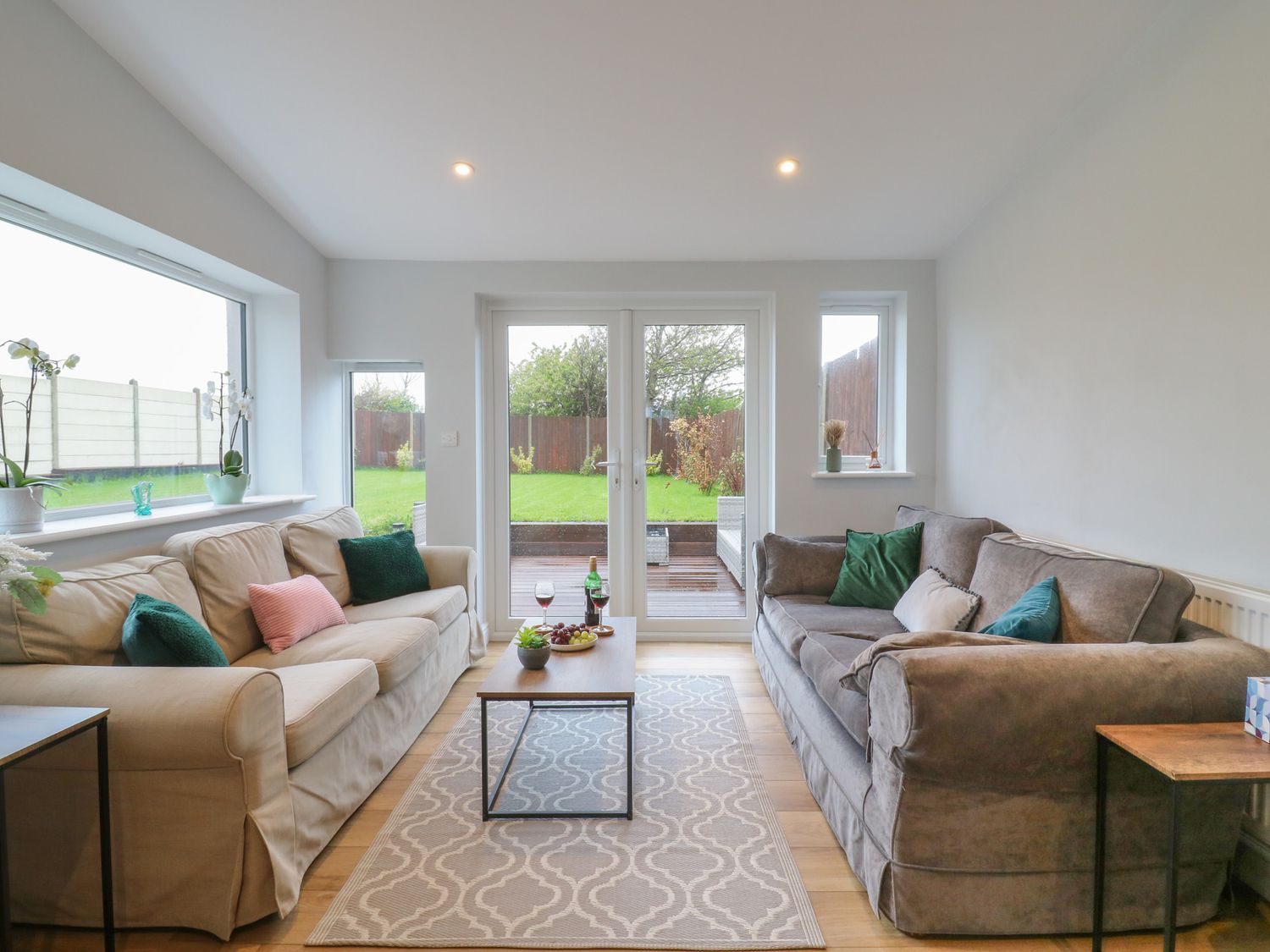 6 Citadel Heights, Dover