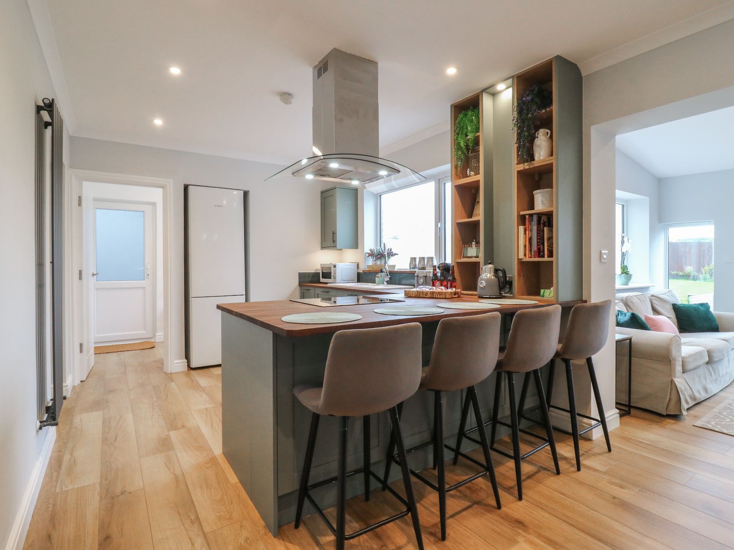6 Citadel Heights, Dover