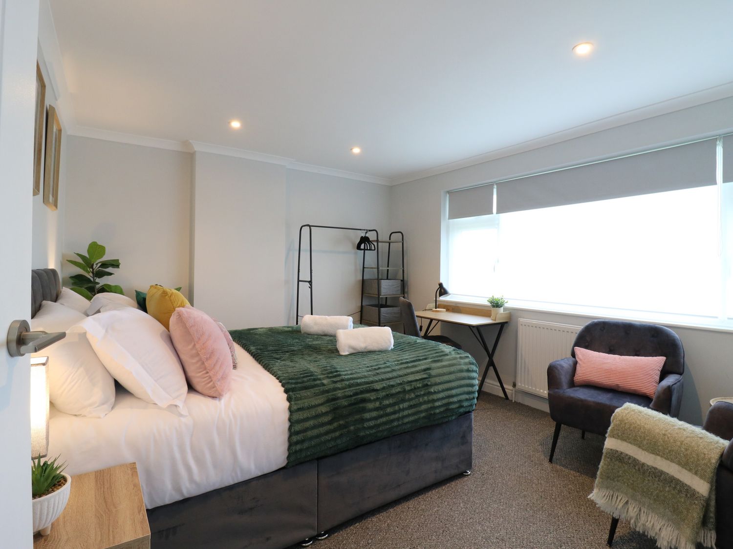 6 Citadel Heights, Dover