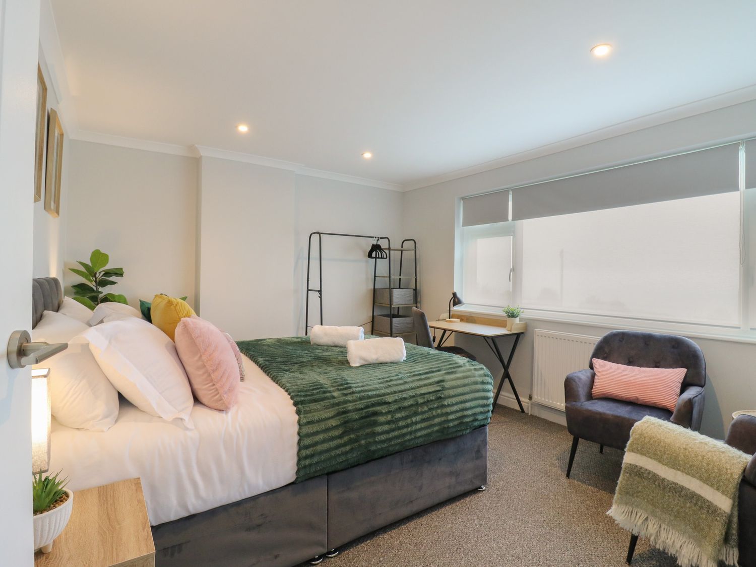 6 Citadel Heights, Dover
