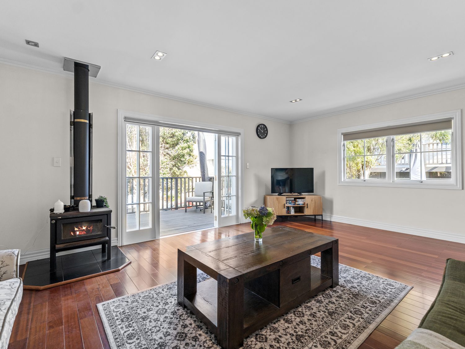 Heritage Charm - New Plymouth Holiday Home                     photo 2