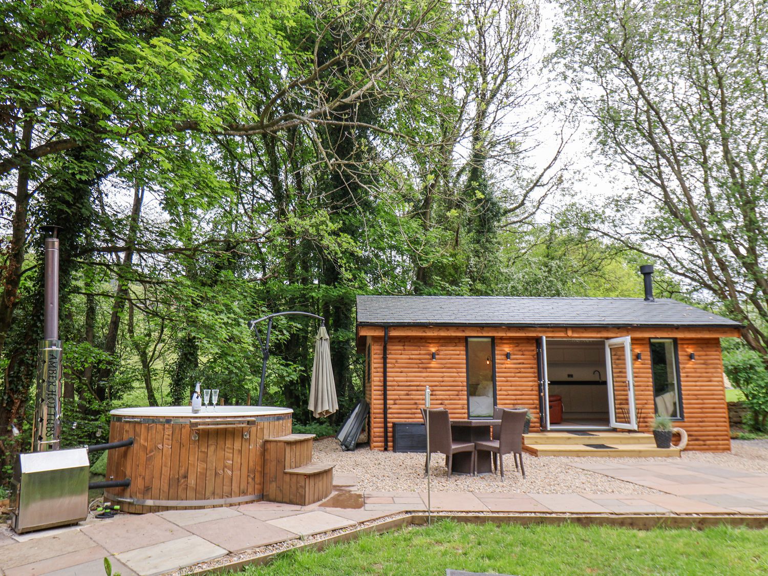 Roe Deer Lodge, Sleights
