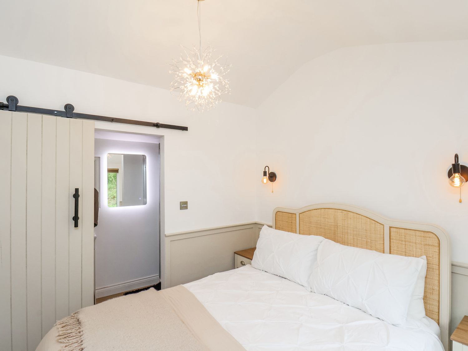 Roe Deer Lodge, Sleights