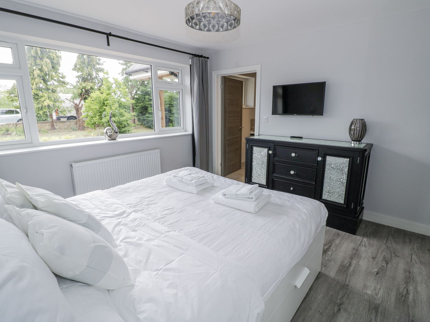 Chillon, Honeybourne
