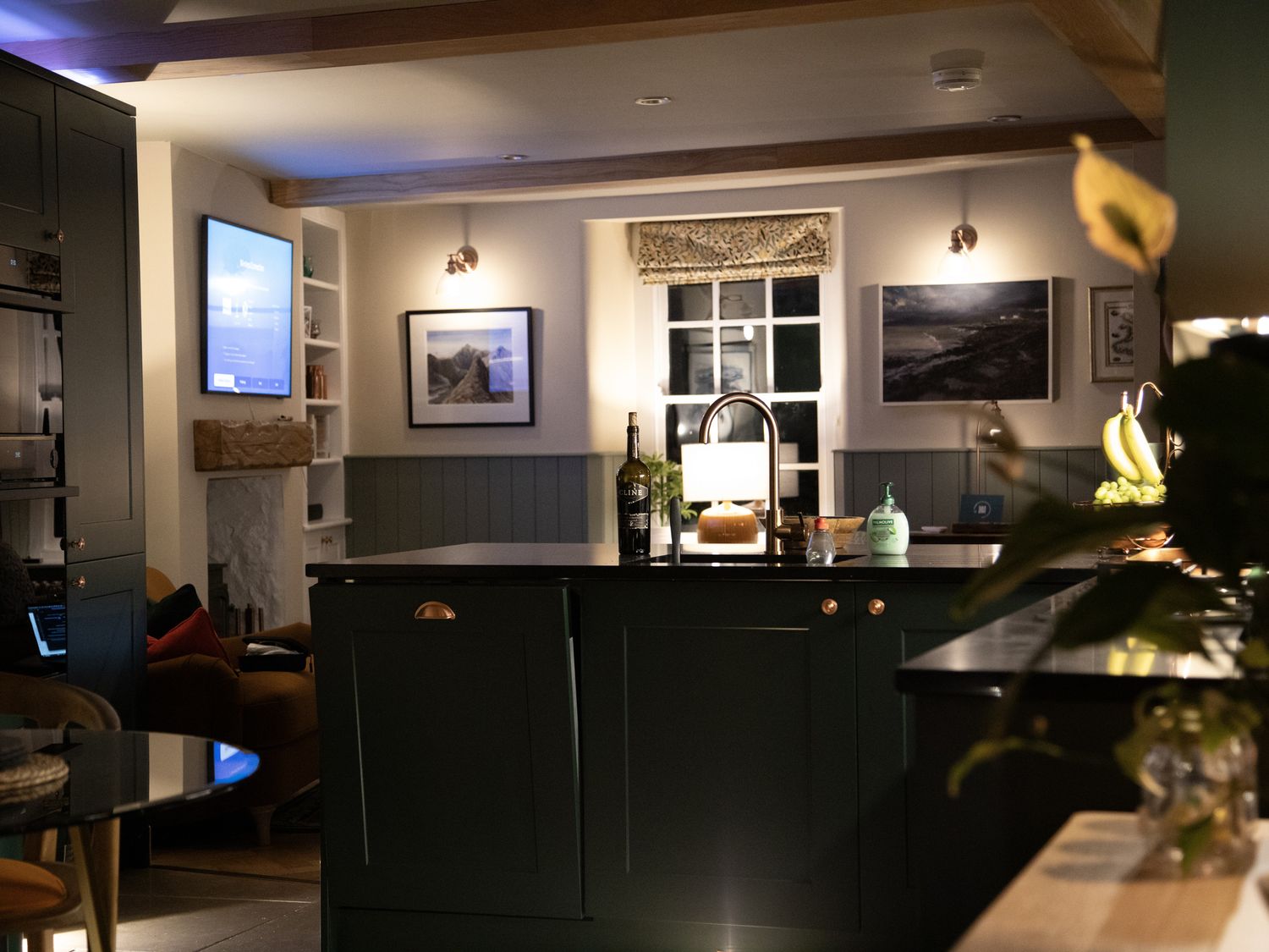 Hilltop Cottage, Conwy