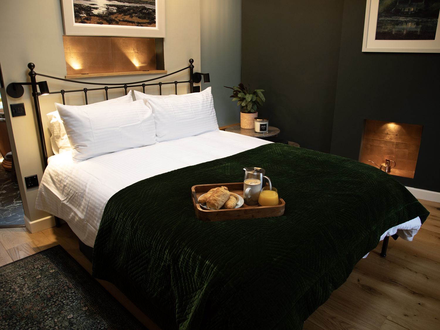 Hilltop Cottage, Conwy