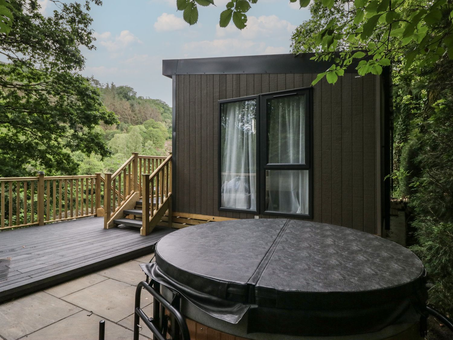 Hodge Luxury Pod, Keswick