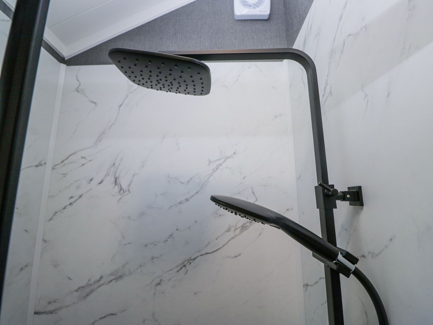 Dubs Luxury Family Pod, Keswick