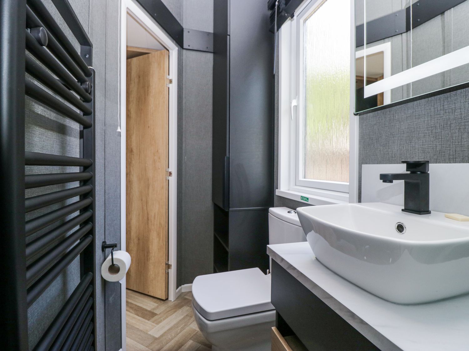 Dubs Luxury Family Pod, Keswick