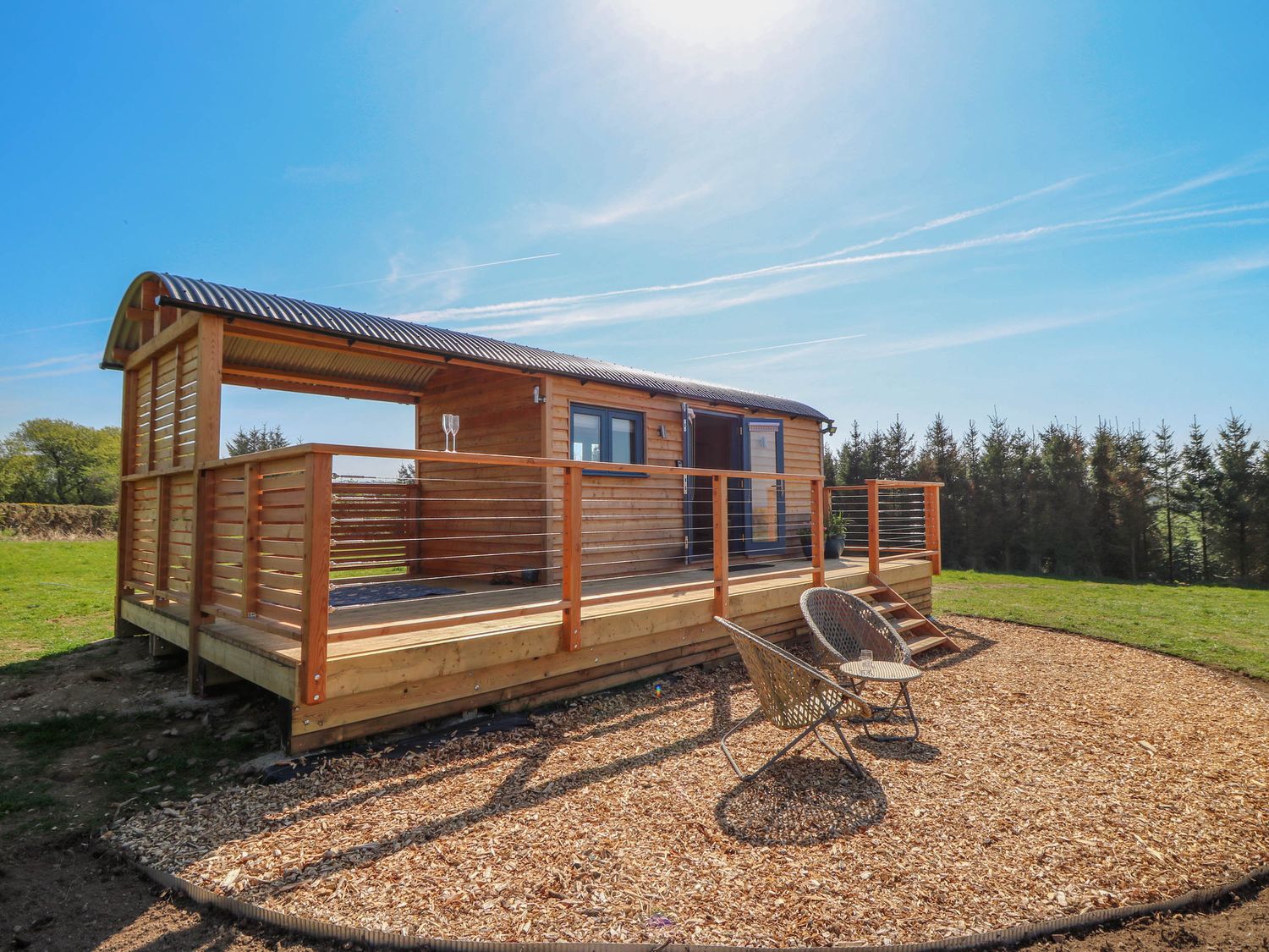 Fir Tree Shepherd's Hut, Llanon