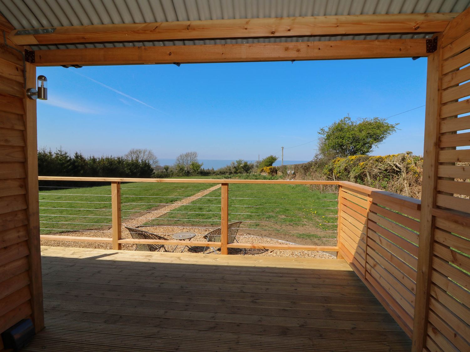 Fir Tree Shepherd's Hut, Llanon
