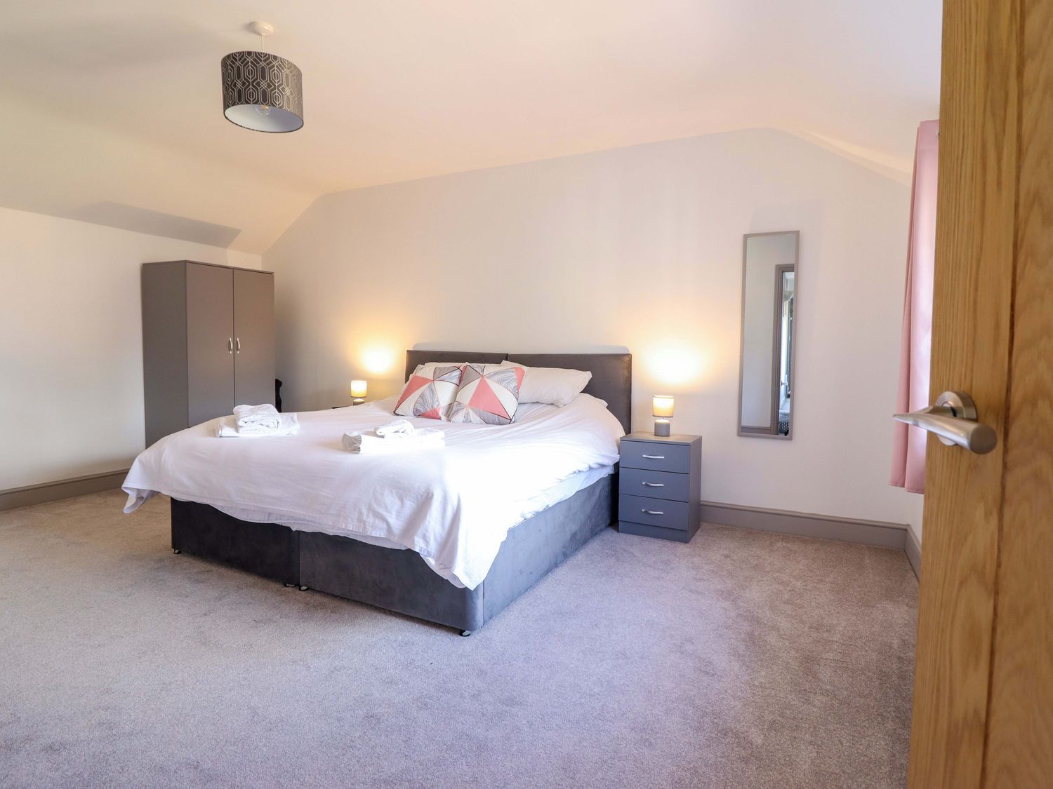 The Farmhouse, Weston Rhyn