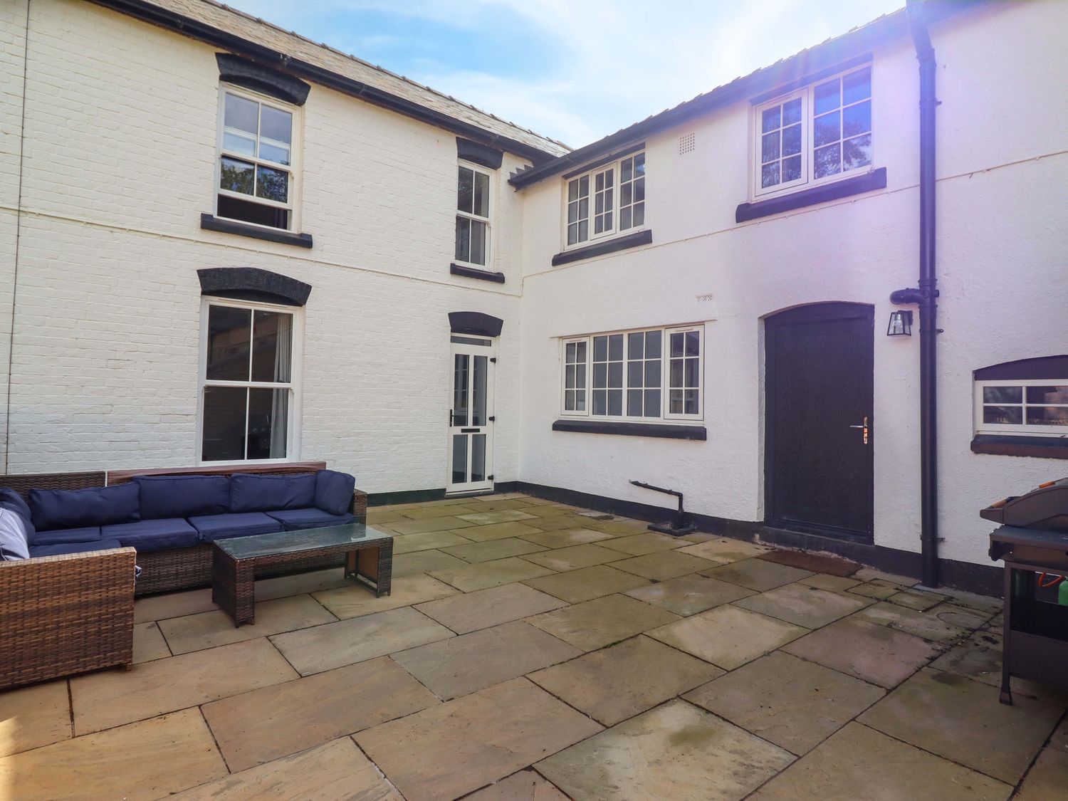 The Farmhouse, Weston Rhyn