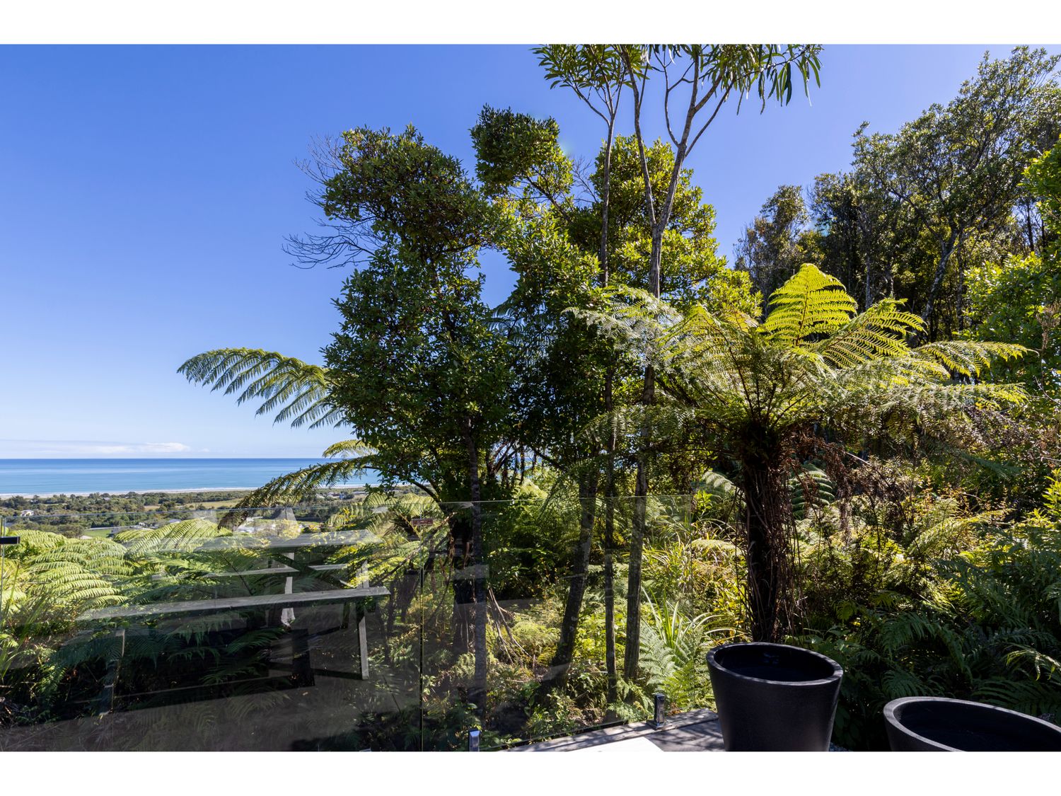 Glass Horizon - Rutherglen Holiday Home                     photo 26