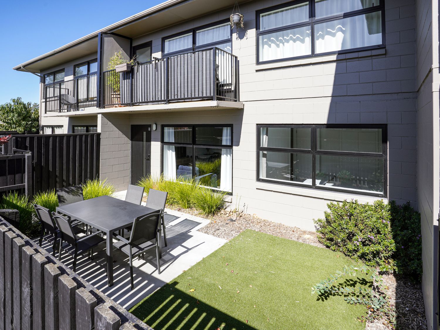 Inner City Haven - Christchurch Holiday Home                     photo 2