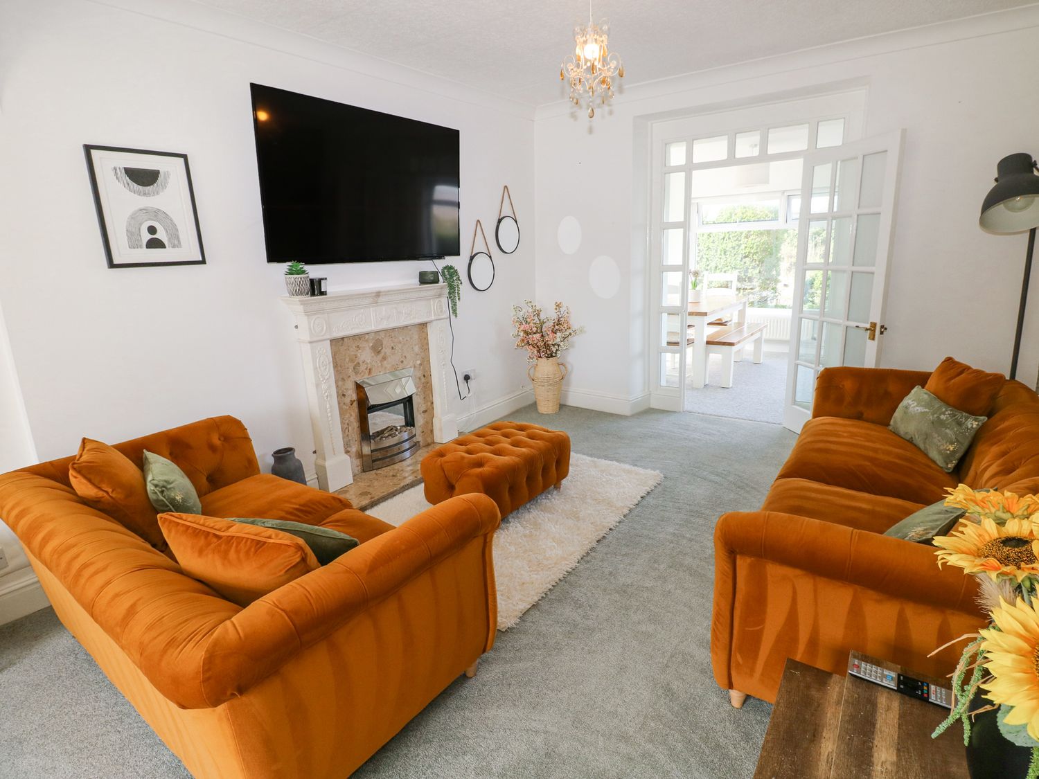 Burry House, Llanmorlais