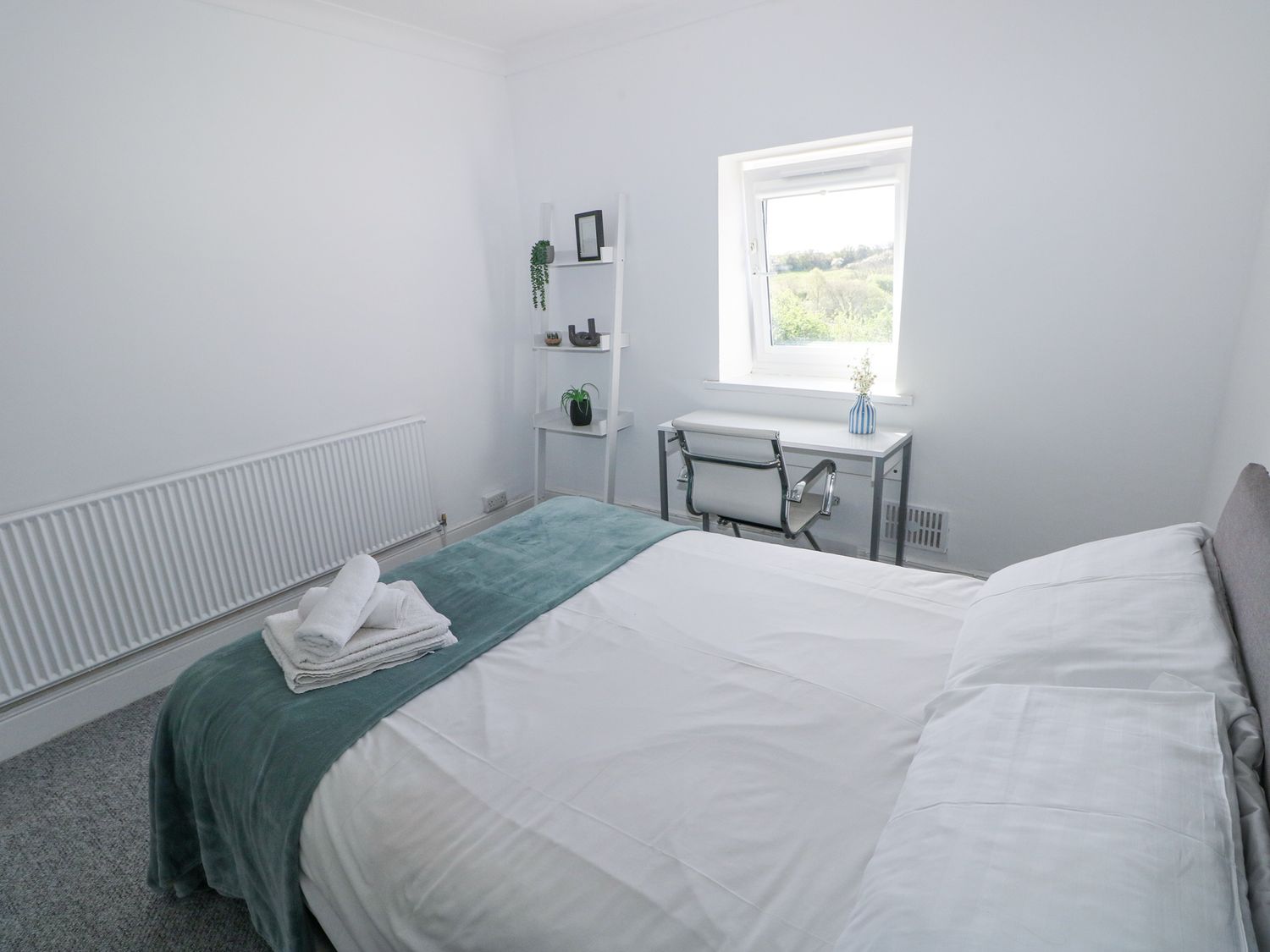 Burry House, Llanmorlais
