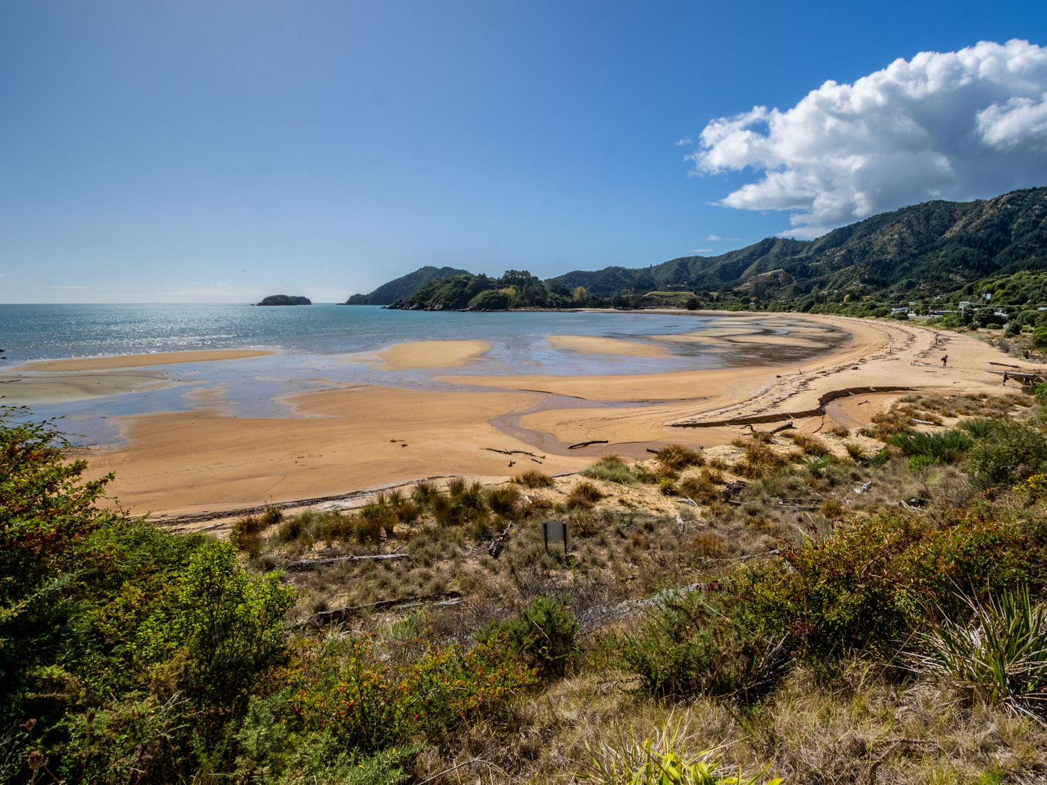 Ligar Escape - Golden Bay Holiday Home                     photo 40