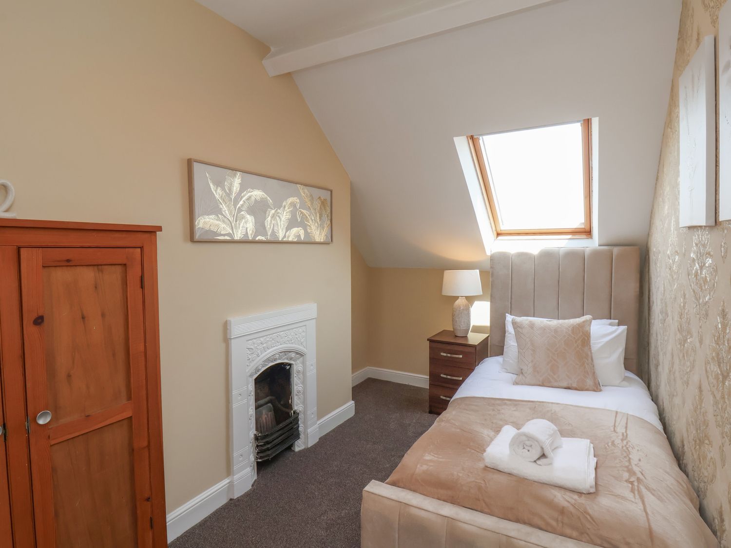 Crescent Bay House, Filey