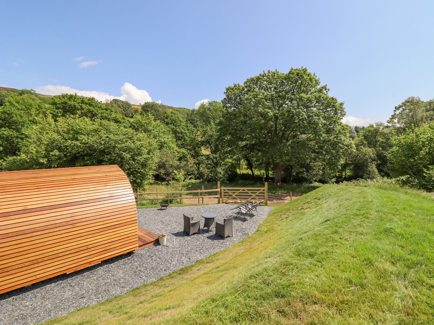 Eirlys, Dolgellau