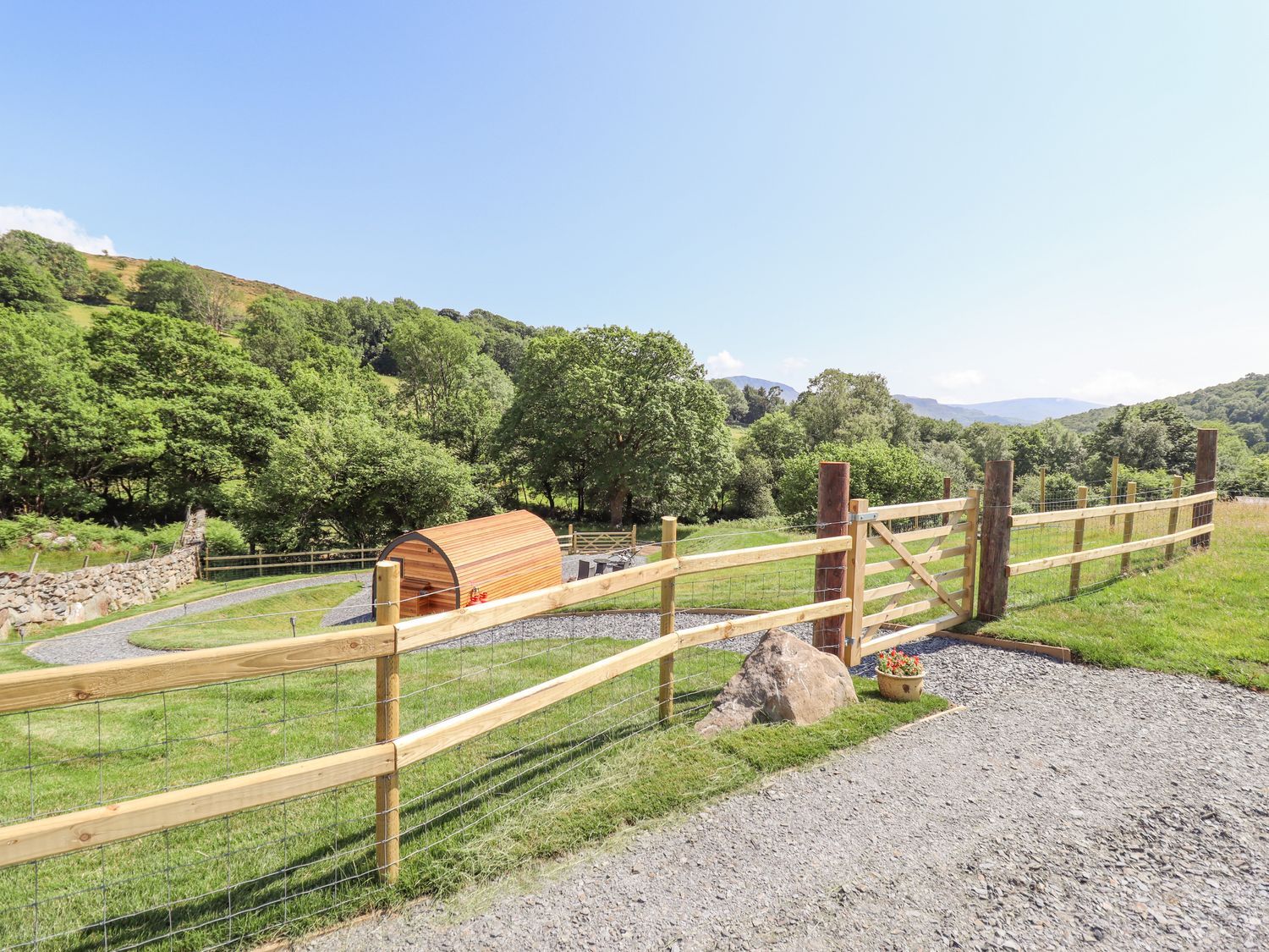 Eirlys, Dolgellau