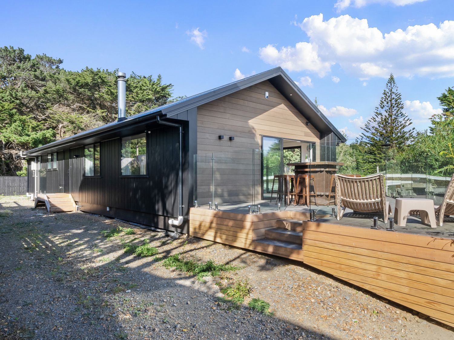 The Coastal Nest - Waitarere Beach Holiday Home                     photo 16