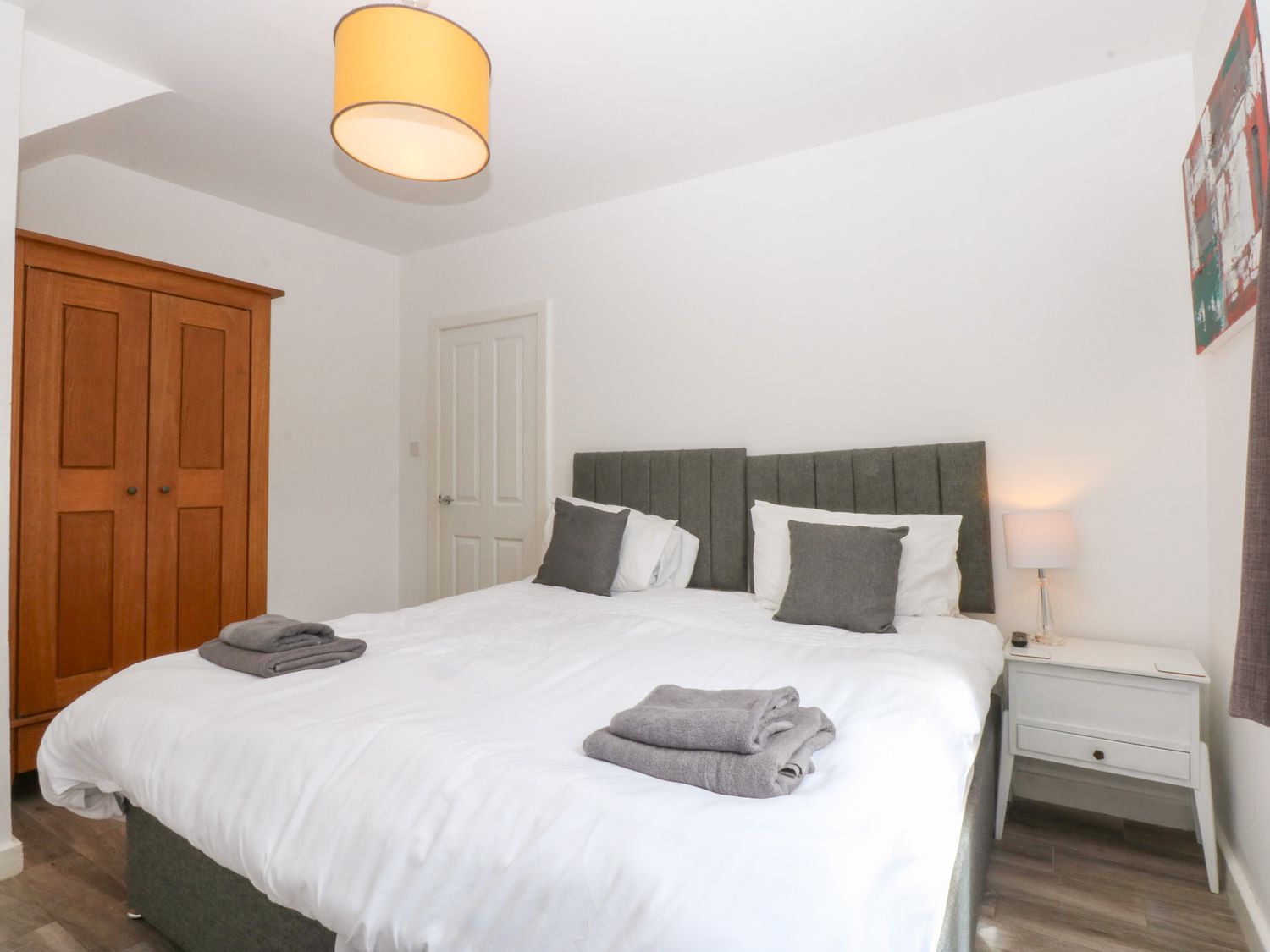 11 Seabreeze, Llandudno